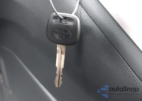 2009 Toyota Matrix S из США, поврежденный, VIN 2T1KE40E29C013770